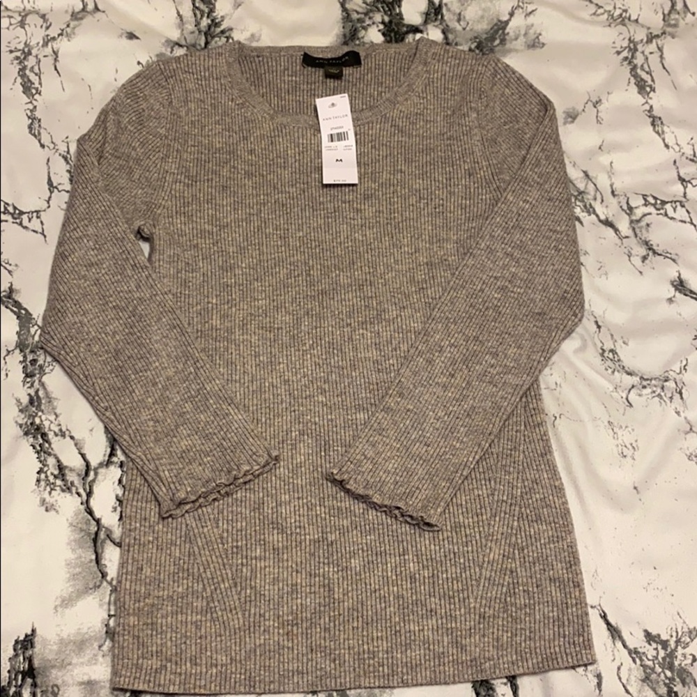 Gray Ann Taylor Top